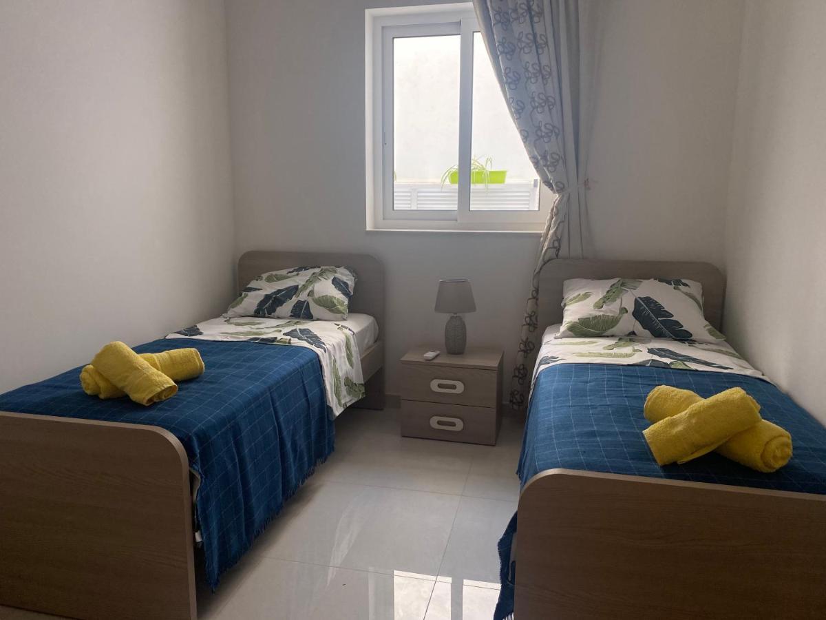 Sunshine Apartments Mellieha - Modern Three Bedroom Ground Floor Apartment With Yard Exteriér fotografie